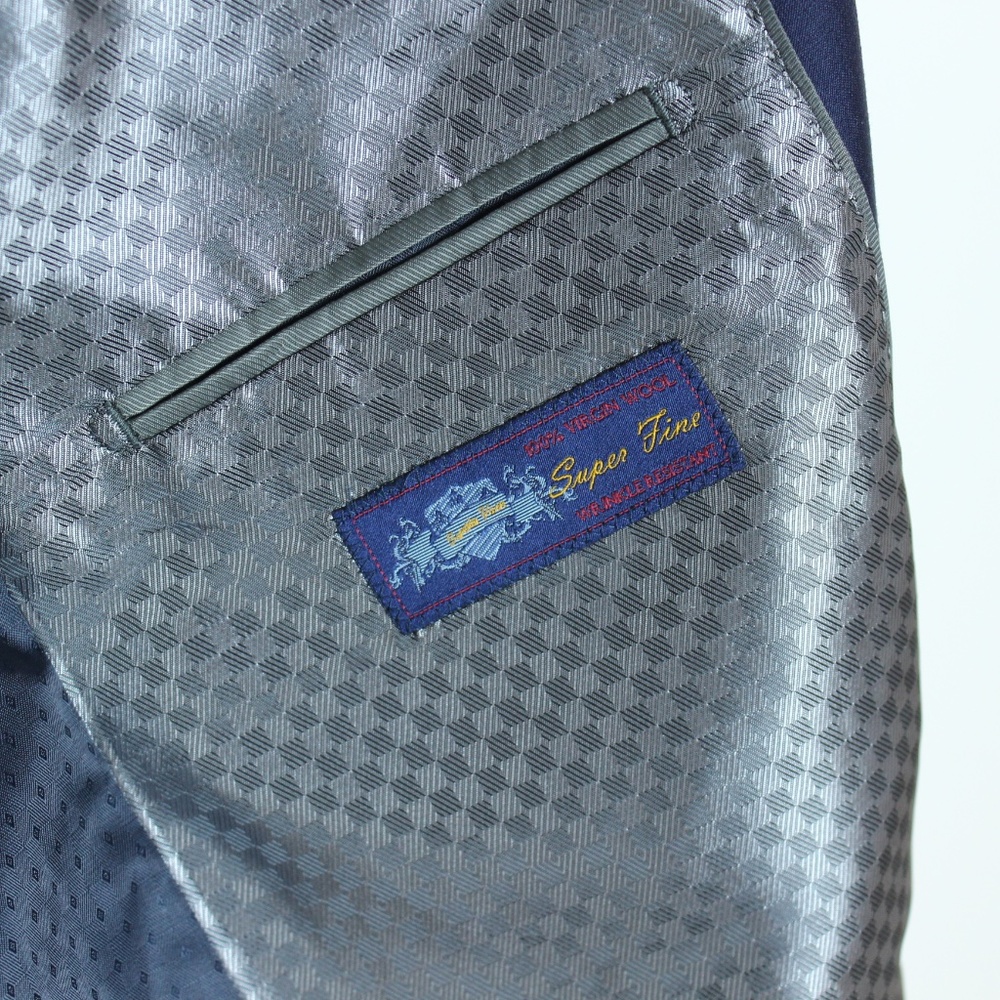 Mantoni 100% Fine Wool Suit Jacket - Picture 3 of 6
